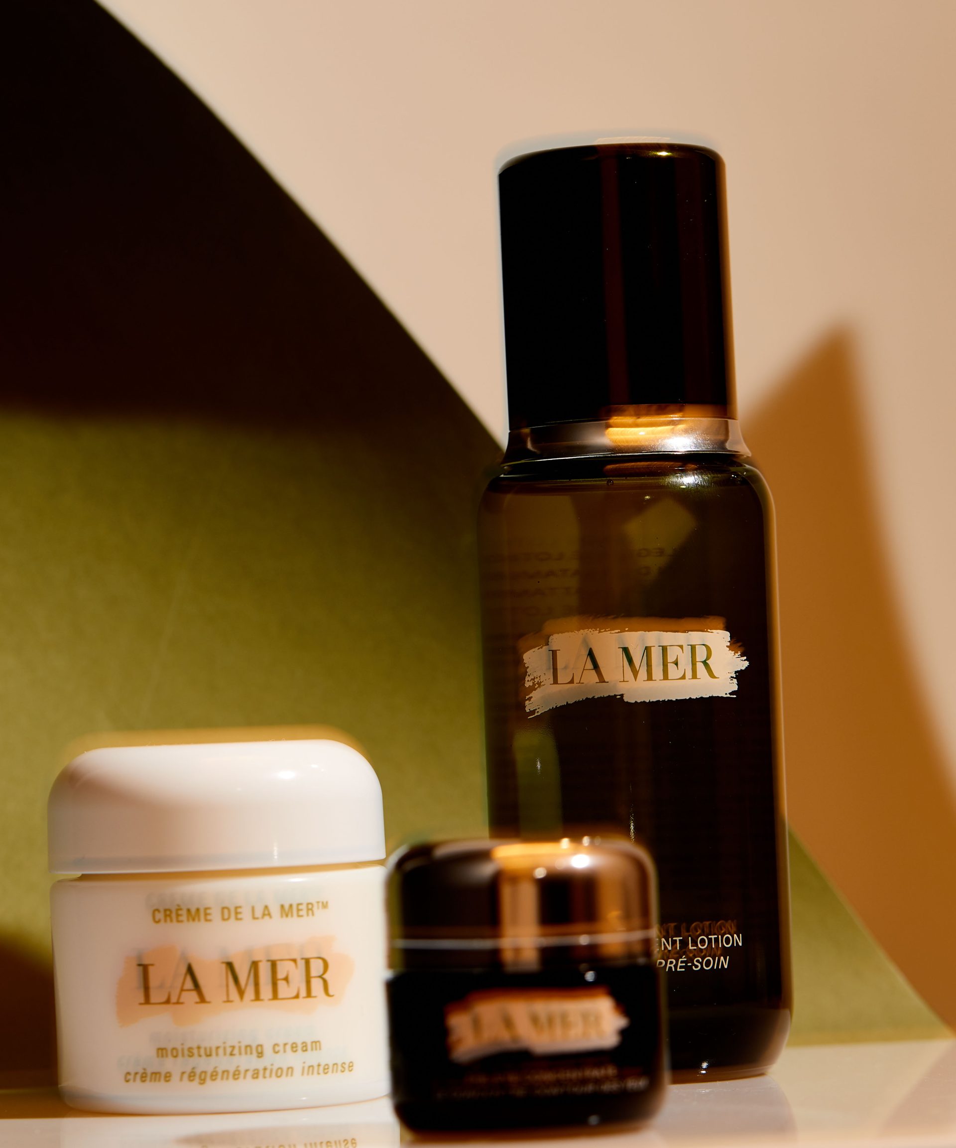 La Mer skincare luxury creative photoshoot with paper